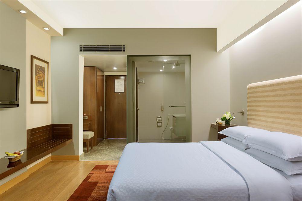 Four Points By Sheraton Jaipur, City Square Extérieur photo