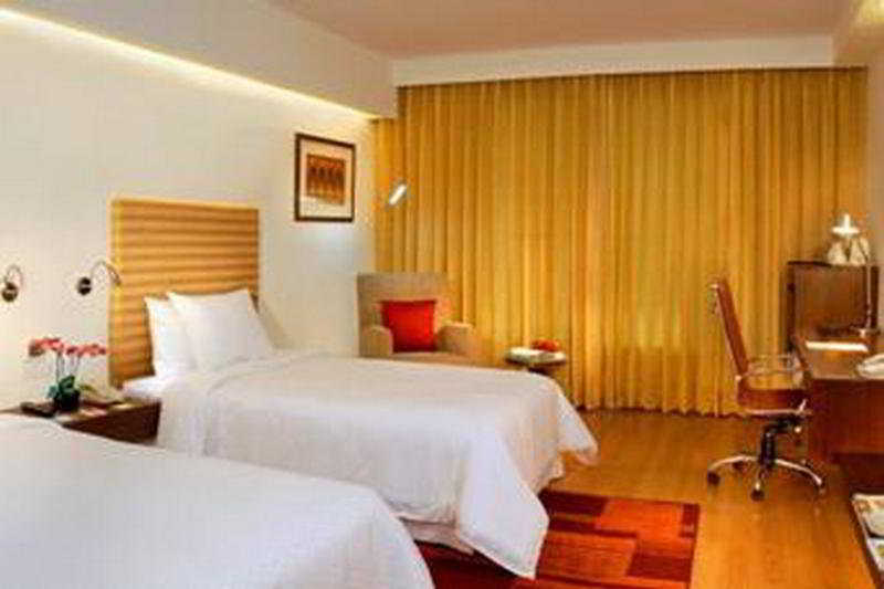 Four Points By Sheraton Jaipur, City Square Extérieur photo